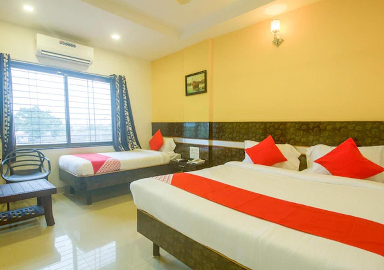 Hotel Wayfare Shirdi Bagian luar foto